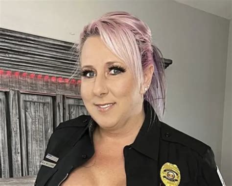 melissa williams cop nude|Desperate sheriffs deputy takes to porn for cash but resigns。